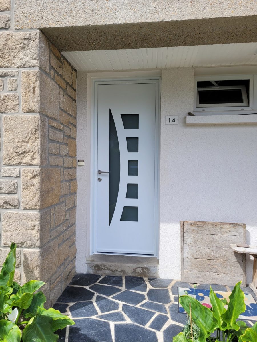 BAIE OUEST Menuiserie Interieure Rennes Porte Dentree 3