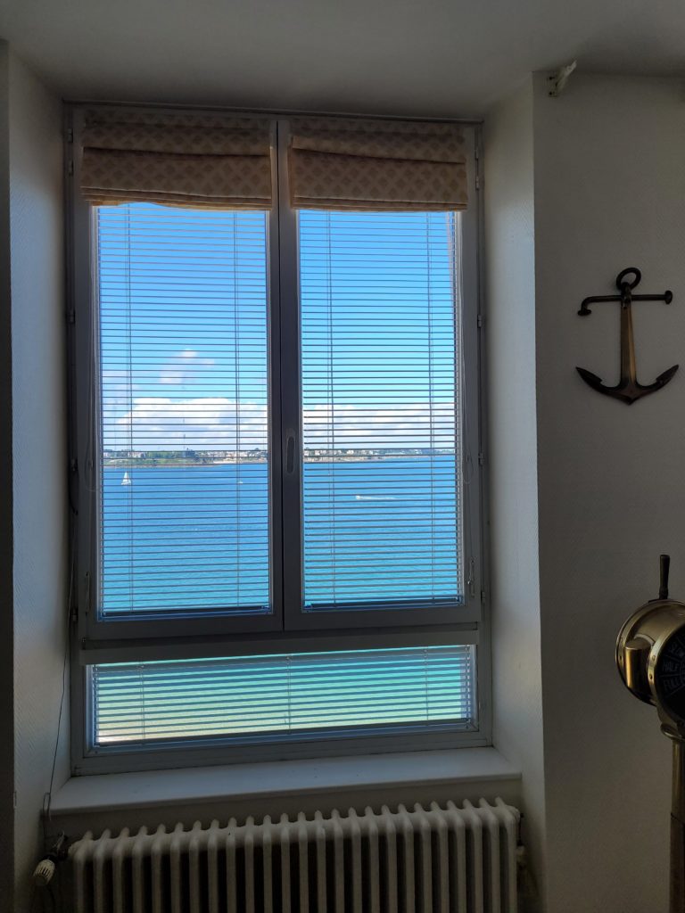 Baie Ouest Menuiserie Interieure Rennes Store Interieur 16