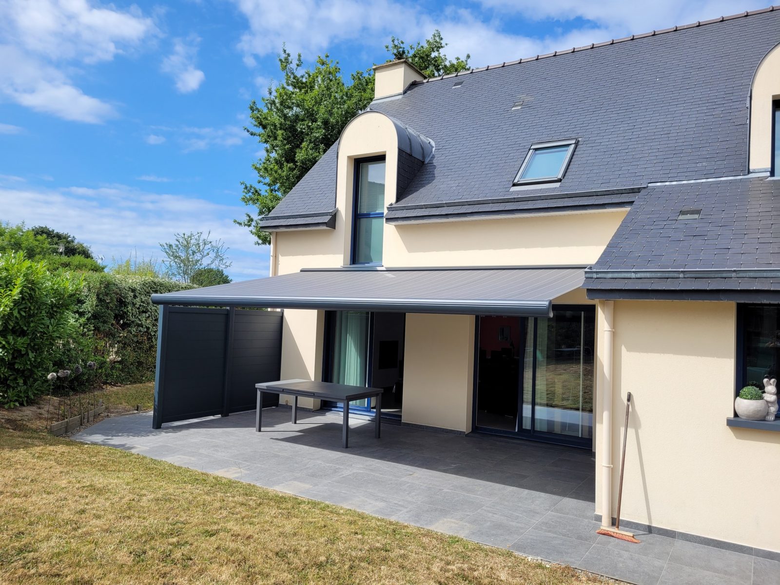 BAIE OUEST Menuiserie Interieure Rennes Stores Exterieur 12