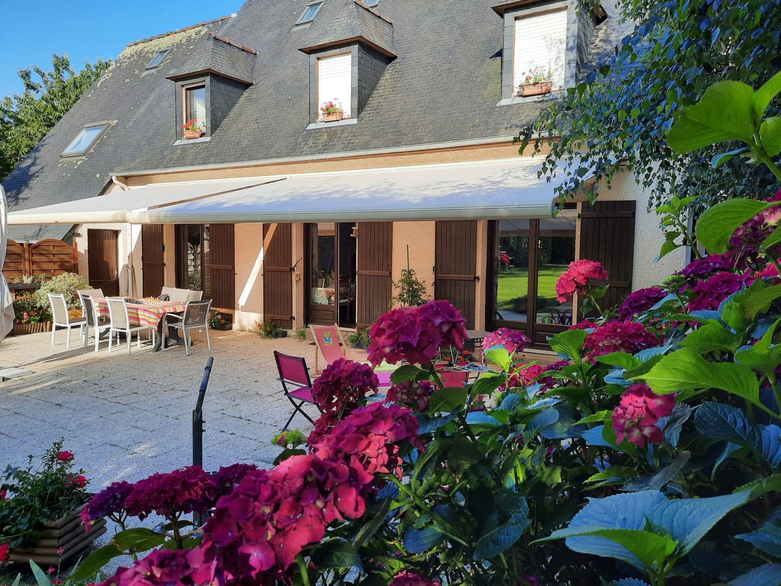 BAIE OUEST Menuiserie Interieure Rennes Stores Exterieur 24