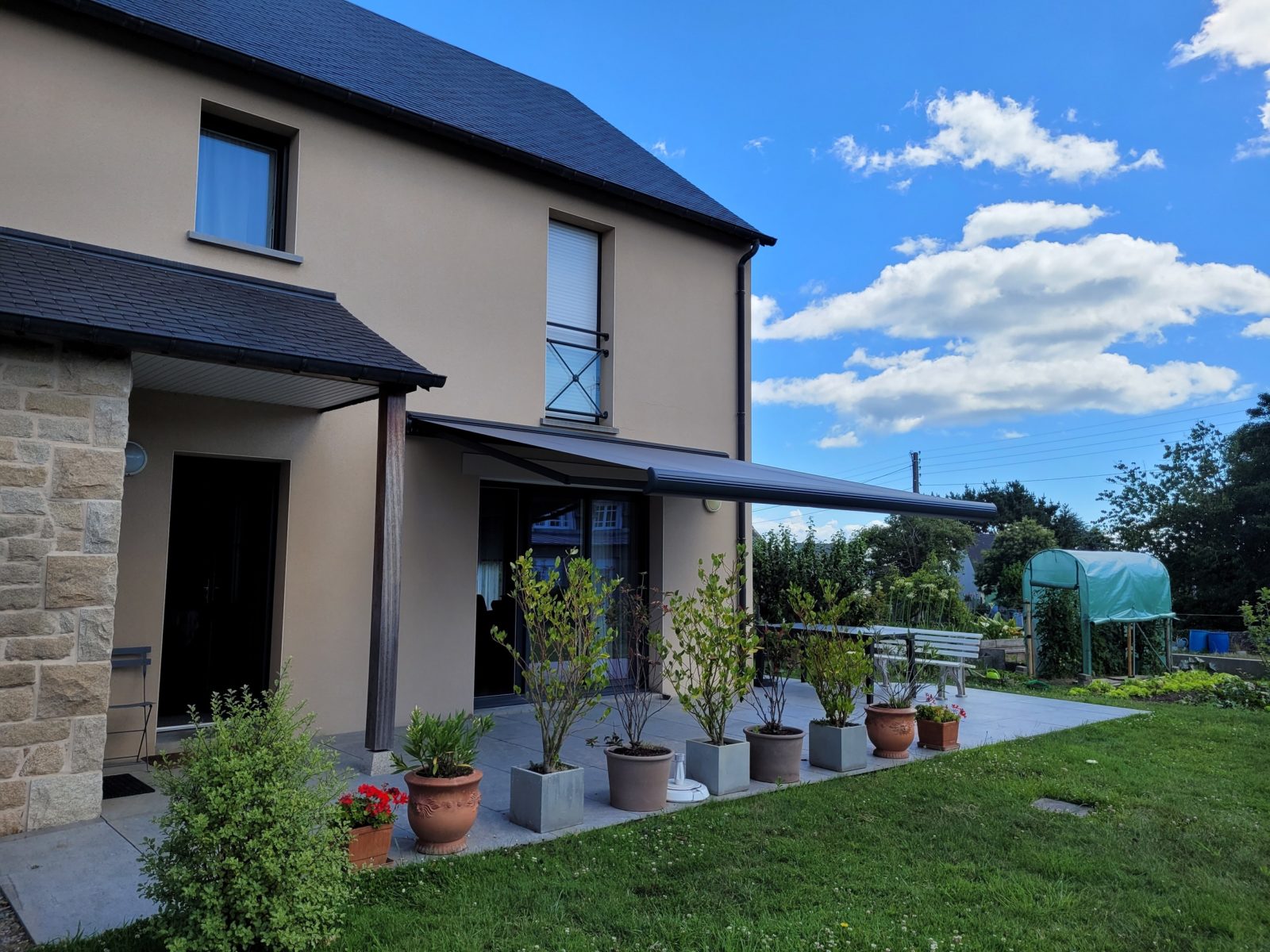 BAIE OUEST Menuiserie Interieure Rennes Stores Exterieur 7