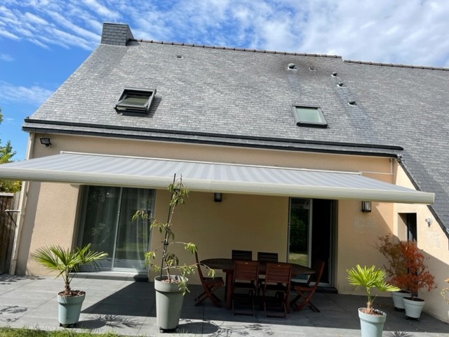 BAIE OUEST Menuiserie Interieure Rennes BAIE OUEST STORE BANNE 002