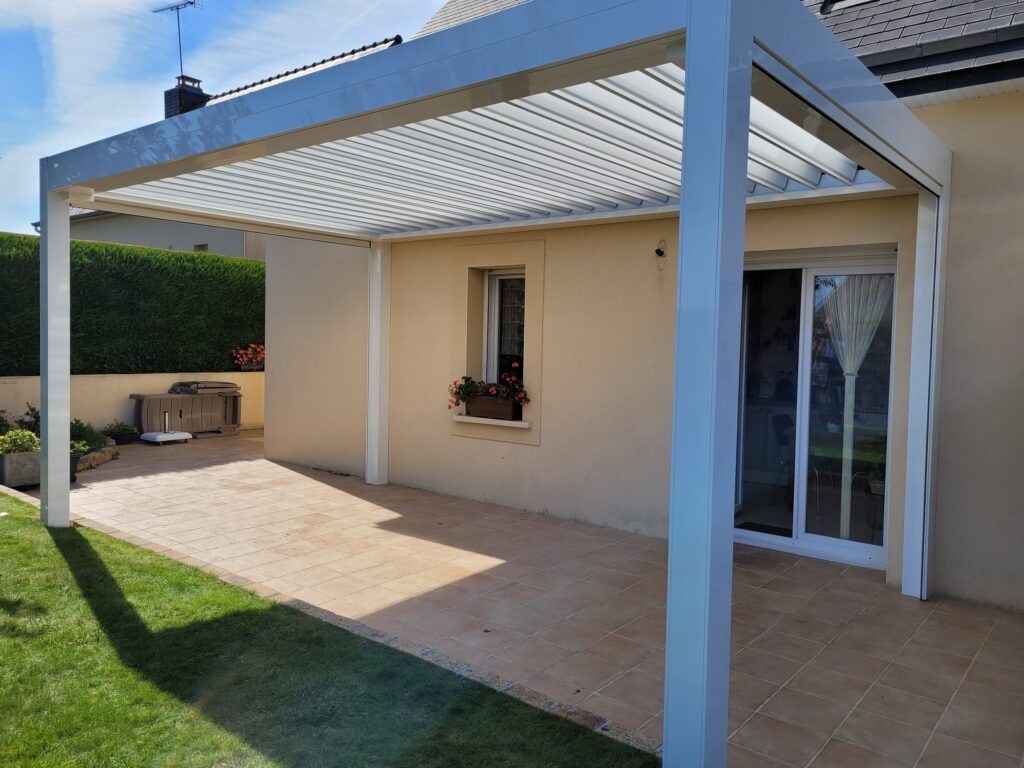 Baie Ouest Menuiserie Interieure Rennes BAIE OUEST PERGOLAS SM02