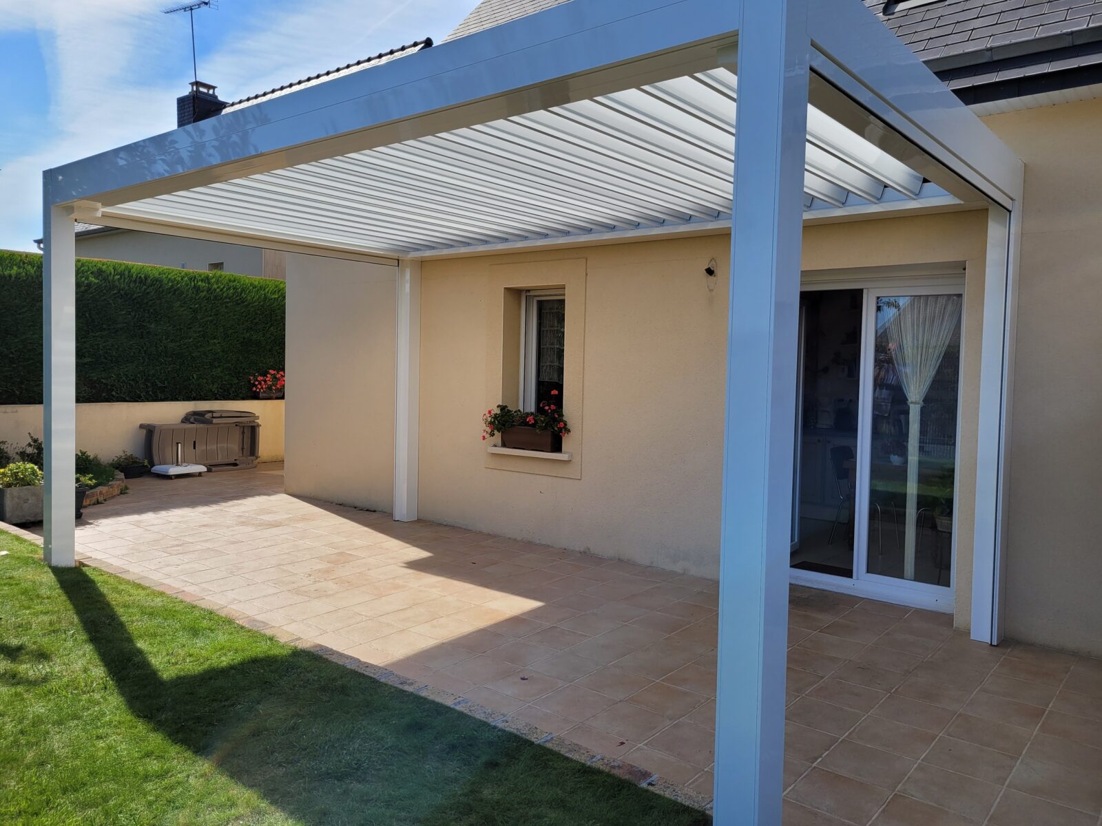 BAIE OUEST Menuiserie Interieure Rennes BAIE OUEST PERGOLAS SM02