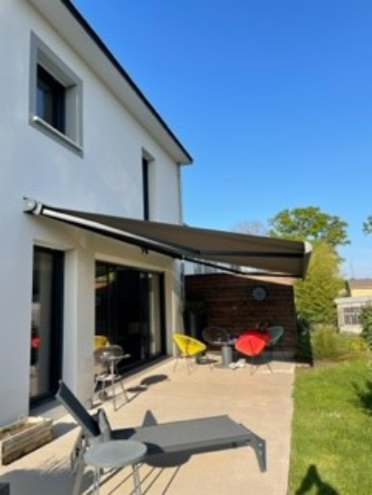 BAIE OUEST Menuiserie Interieure Rennes STORE EXTERIEUR BAIE OUEST BOSJ05