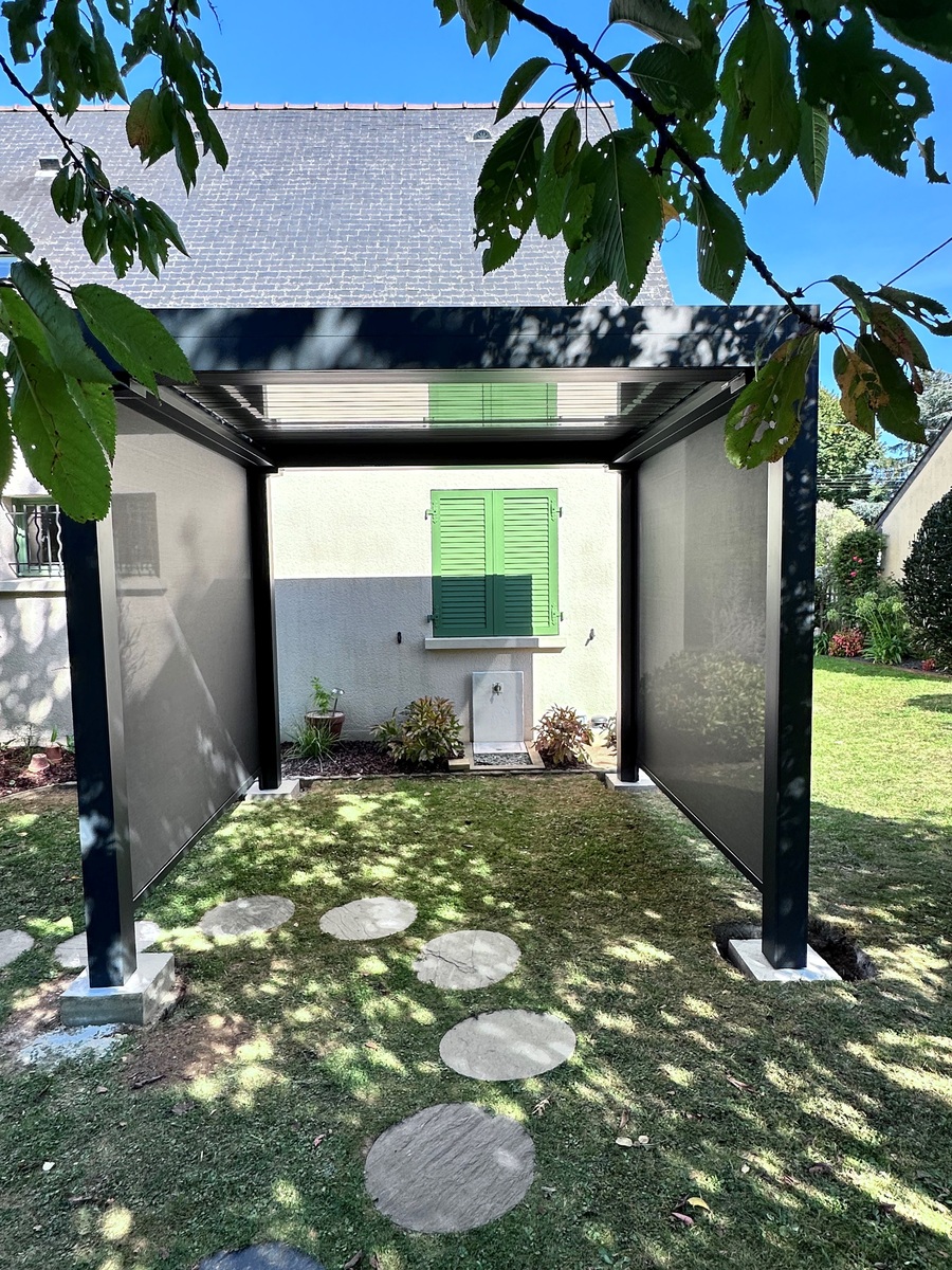 Baie Ouest Menuiserie Interieure Rennes PERGOLAS BIO CLIMATIQUE 2