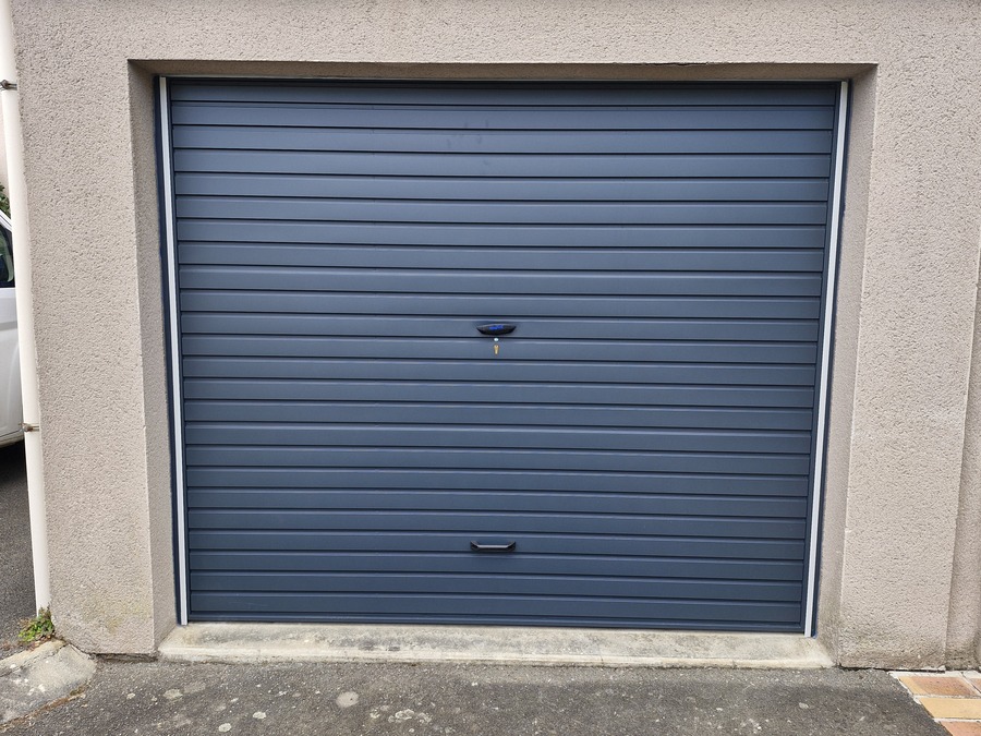 Baie Ouest Menuiserie Interieure Rennes PORTE DE GARAGE BAIE OUEST 20240912 160440