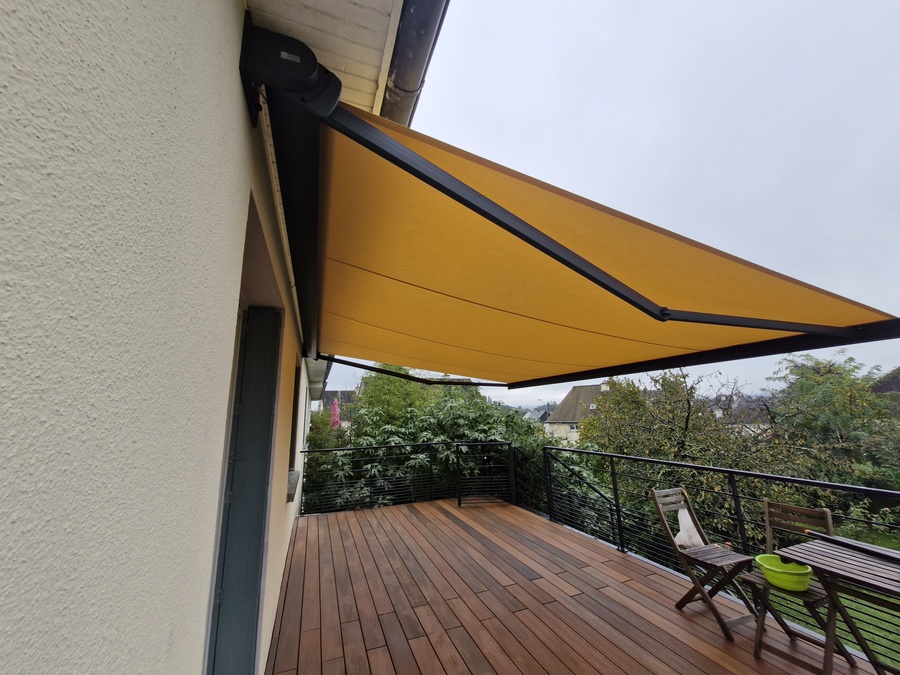 Baie Ouest Menuiserie Interieure Rennes STORE EXTERIEUR BAIE OUEST 20241011 111743